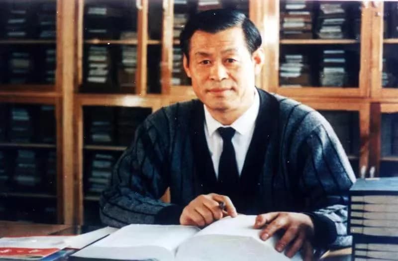 星河长明处 犹闻砭石声——追忆针灸泰斗石学敏院士