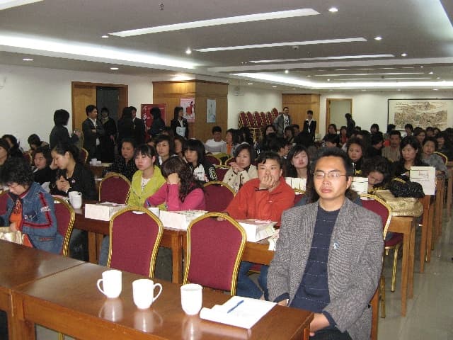 热烈祝贺全国浮针疗法第五十届培训班在河南卫生厅医学会成功举办并圆满结束 (2008.5.23)